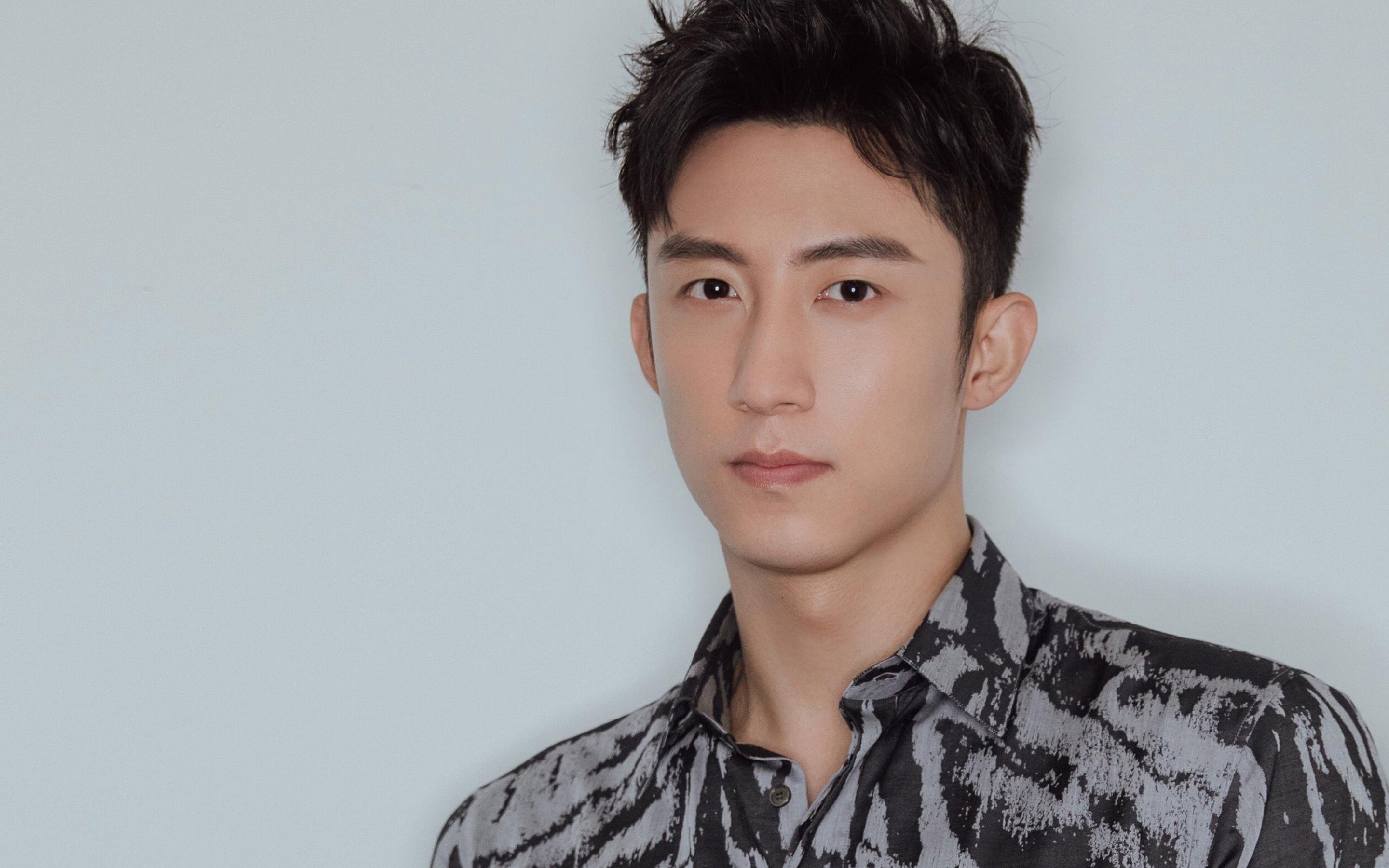 F1新赛季启幕之夜，为何约基奇让这场本应精彩的对决提前成为垃圾时间？