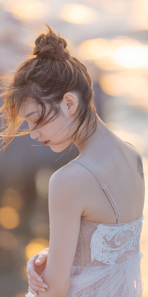 关键先生独木擎天，贝林厄姆如何在南非铁血防线前刺出决定性一剑