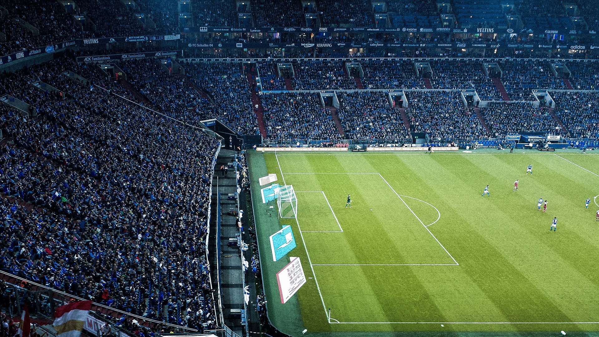 一个人的战争,楚阿梅尼冠军级表现,让委内瑞拉站着告别,让英格兰惊魂未定