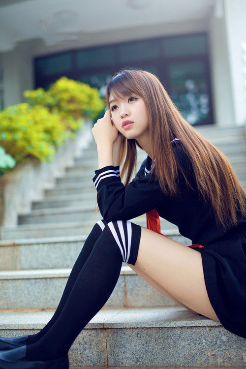 莫兰特如入无人之境，雄鹿火力全开击溃广东，这才是顶级篮球的盛宴！